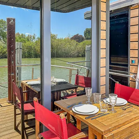Bord Du Canal Du Rhone A Sete Sur 